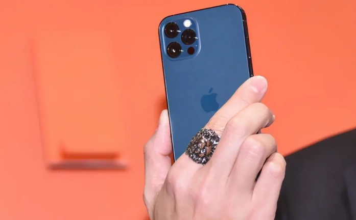平远苹果手机维修分享iPhone12系列重启方法教程 